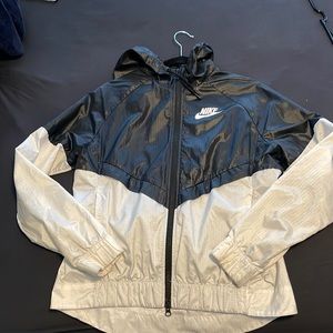 Nike Windbreaker Jacket
